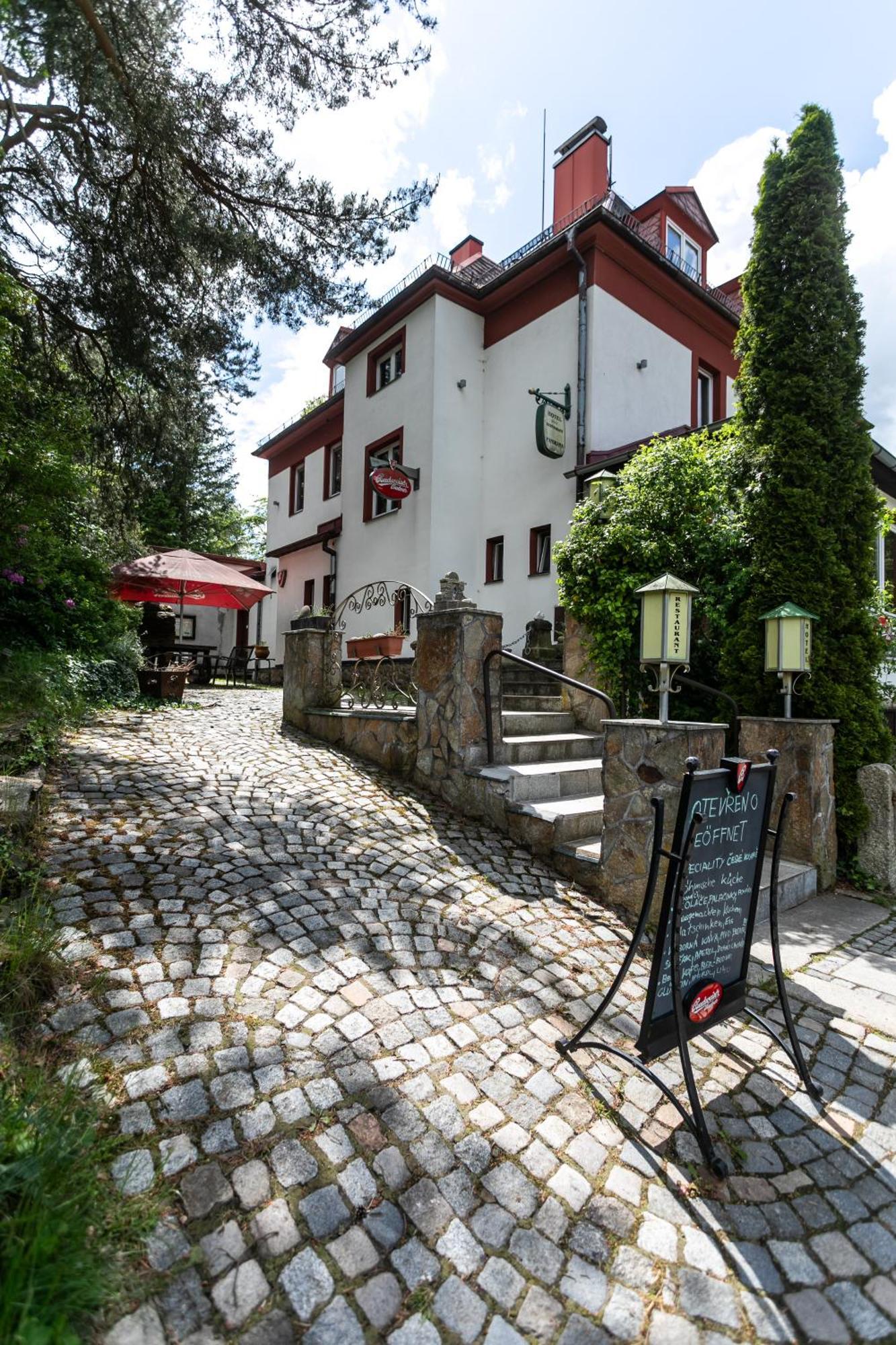 Hotel Panorama Jachymov Luaran gambar