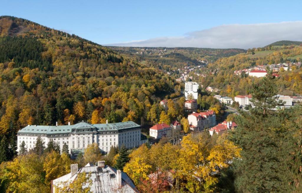 Hotel Panorama Jachymov Luaran gambar