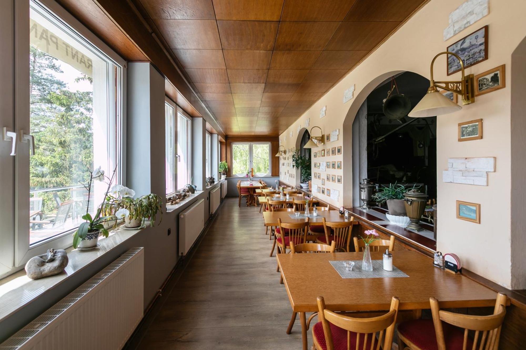 Hotel Panorama Jachymov Luaran gambar