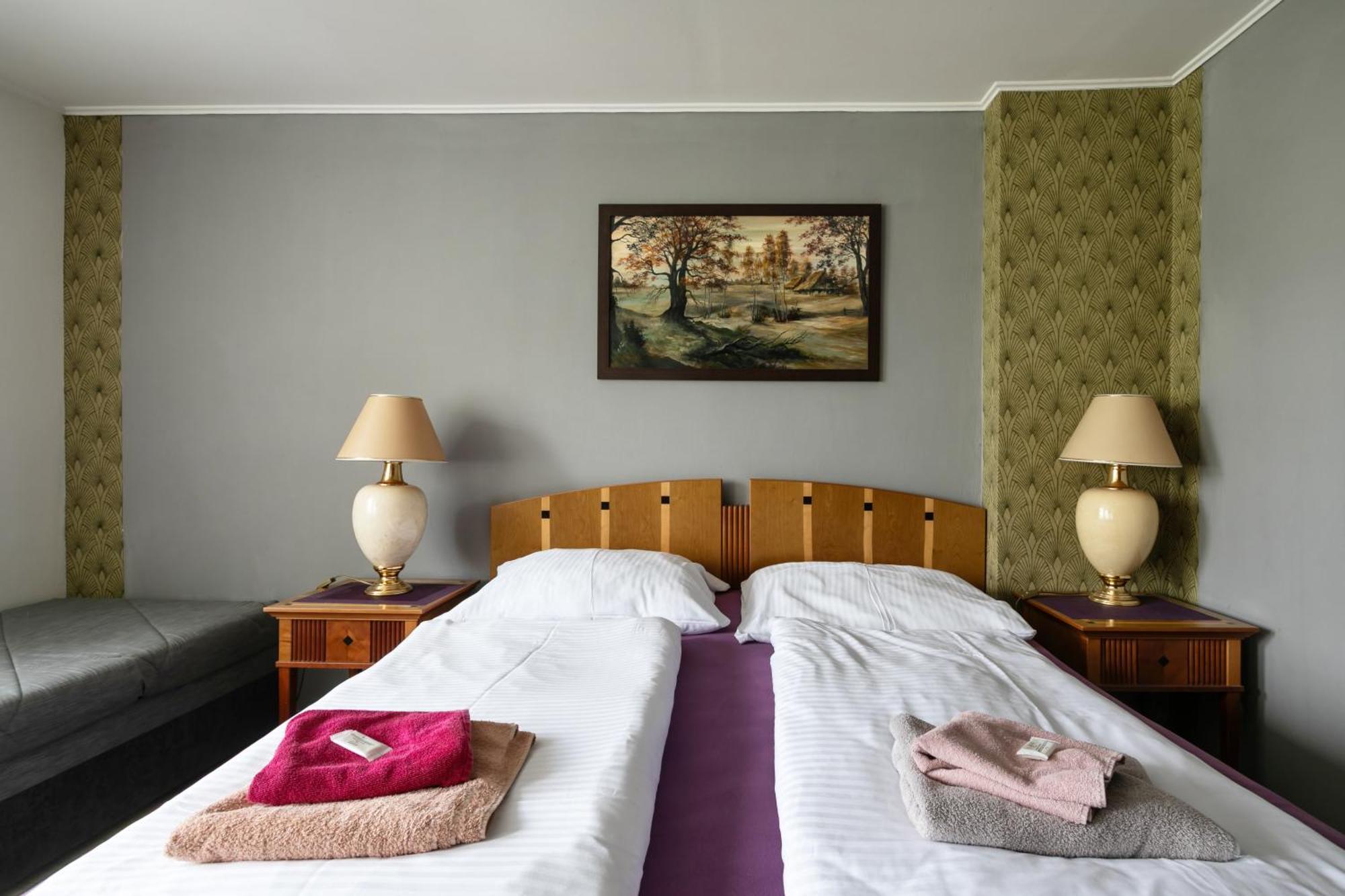 Hotel Panorama Jachymov Luaran gambar