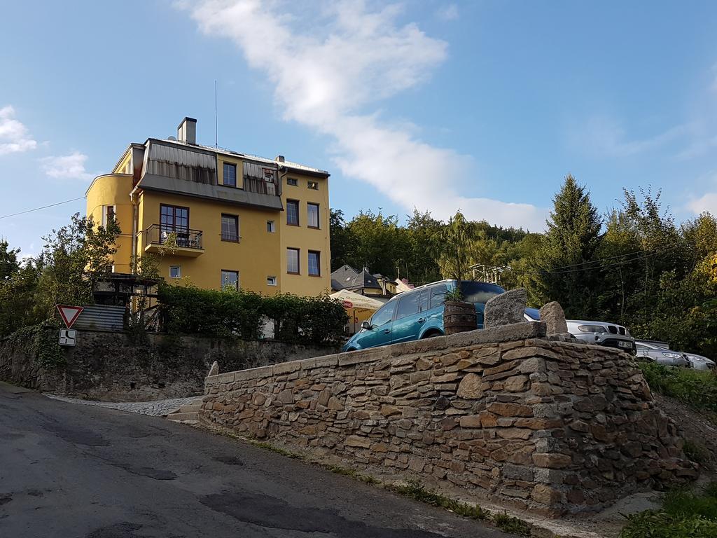 Hotel Panorama Jachymov Luaran gambar
