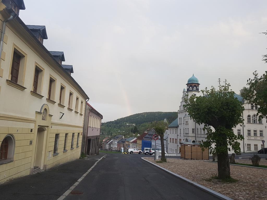 Hotel Panorama Jachymov Luaran gambar